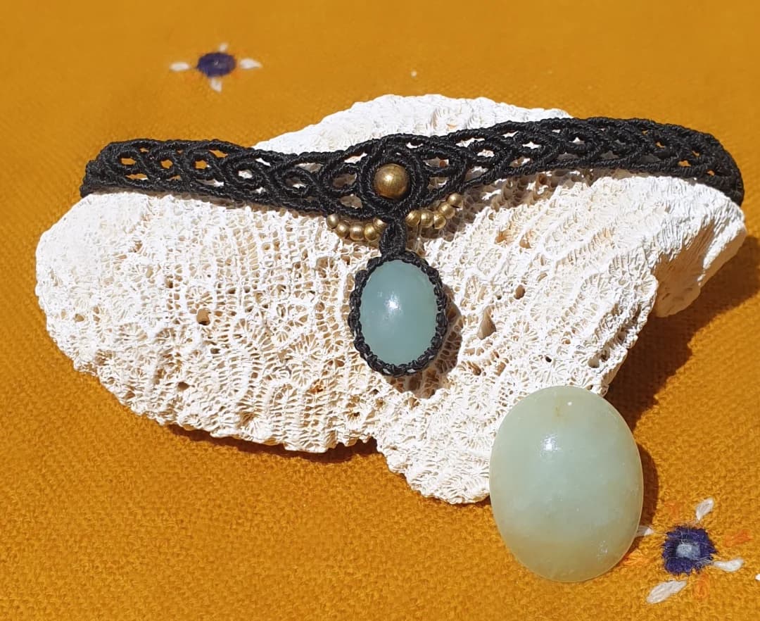 Gargantilla Mineral Verde — edición única — pieza NomadArt