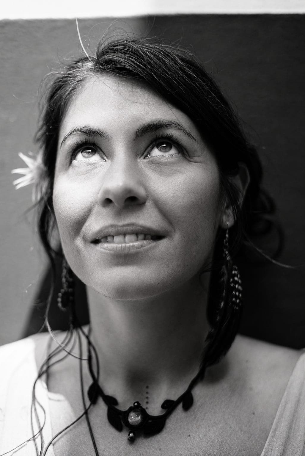 Melania, artesana de Alma NomadArt, en su taller creativo